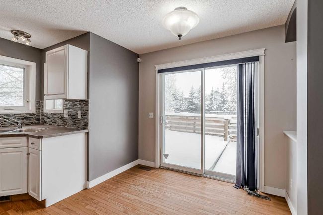 71 Wentworth Circle Sw, Home with 4 bedrooms, 3 bathrooms and 4 parking in Calgary AB | Image 16