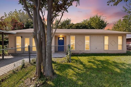 140 Trout St, Rockwall, TX, 75032-6190 | Card Image