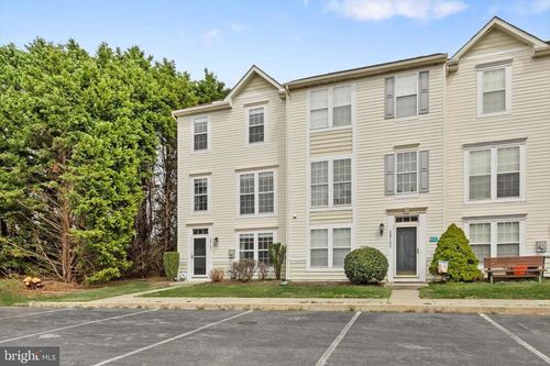 38151 Greenport Ln, OCEAN VIEW, DE, 19970-2810 | Card Image