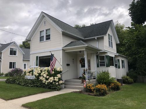 232 Poplar Street, Sheboygan Falls, WI, 53085 | Card Image