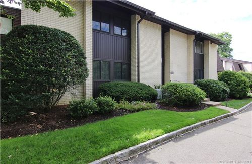 apt-3-249 Hamilton Ave, Stamford, CT, 06902-3452 | Card Image