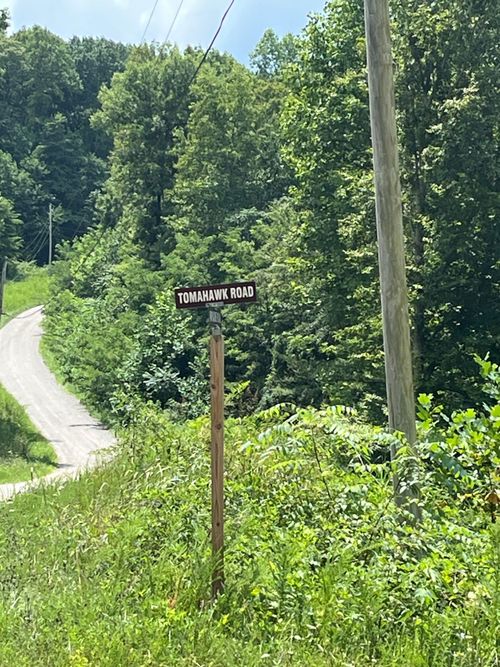 1 Tomahawk Rd, Jamestown, TN, 38556 | Card Image