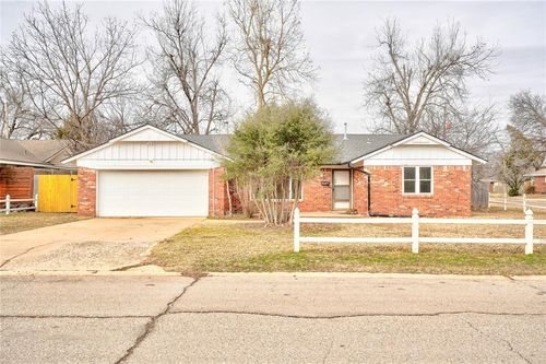 1501 Carlisle Ct, Oklahoma City, OK, 73120-1317 | Card Image