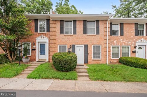 211 N Duke Dr, STERLING, VA, 20164-3115 | Card Image