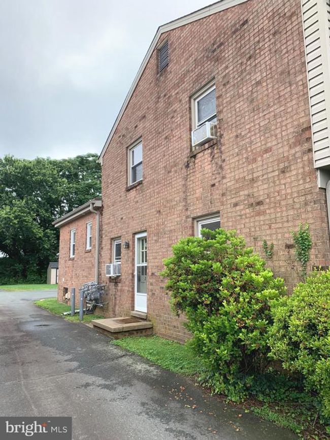 APT-2 - 300 Claiborne Ave, Condo with 2 bedrooms, 1 bathrooms and null parking in FREDERICKSBURG VA | Image 15
