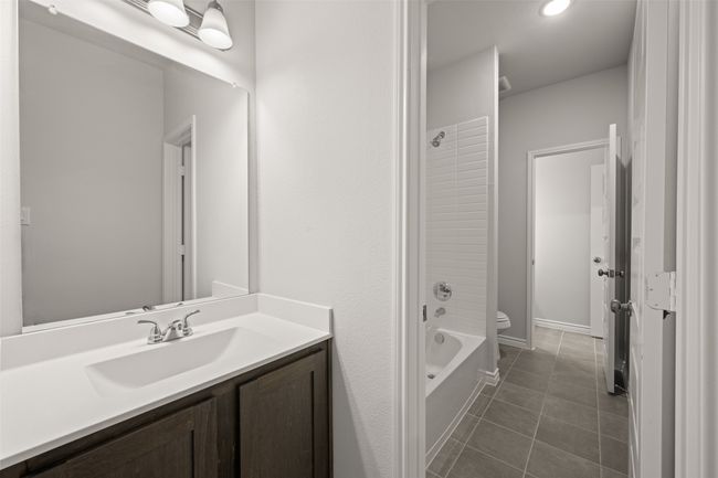 3121-3123 Long Rope- Bathroom-2 | Image 22