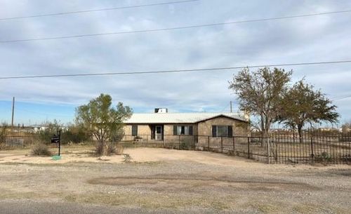 771 Hummingbird Ln, Fort Stockton, TX, 79735-9664 | Card Image