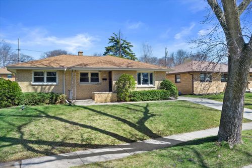 9714 W Arthur Ave, WEST ALLIS, WI, 53227-2212 | Card Image