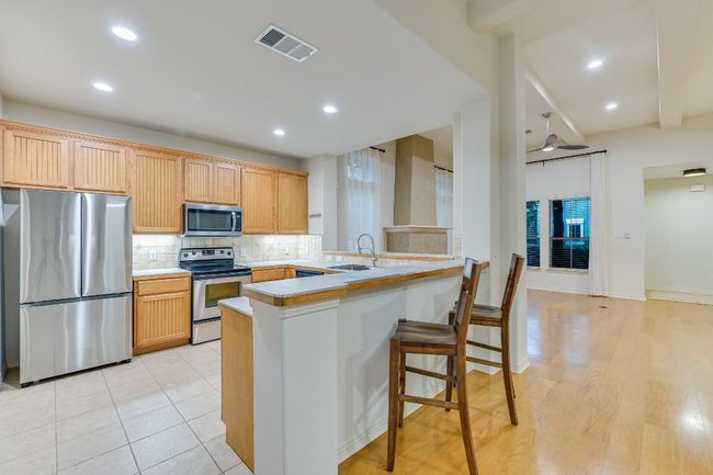 APT-10 - 6201 River Place Blvd, House other with 2 bedrooms, 2 bathrooms and null parking in Austin TX | Image 8