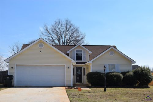 123 Enlish Dr, Bonaire, GA, 31005-3213 | Card Image