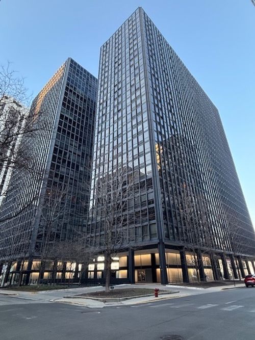 1604-900 N Lake Shore Dr, Chicago, IL, 60611-1517 | Card Image