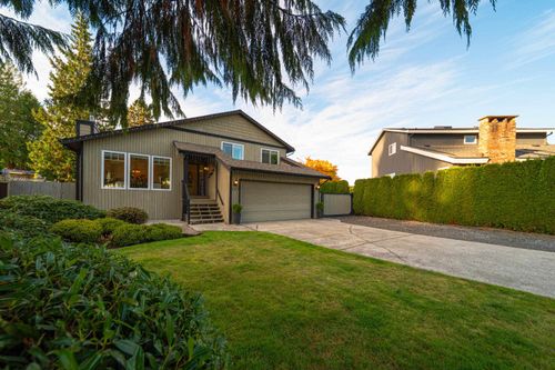 327 Mount Royal Crt, Port Moody, BC, V3H3Z3 | Card Image