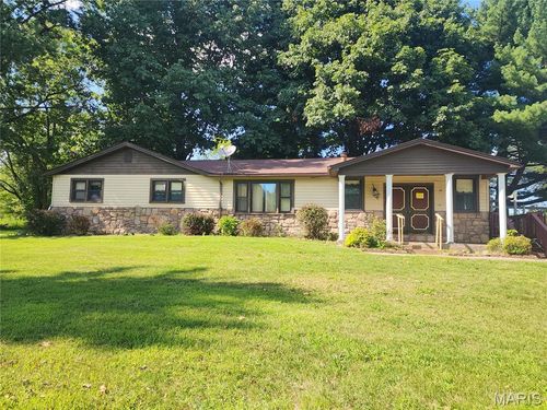 808 Hickory Ave, Shipman, IL, 62685 | Card Image