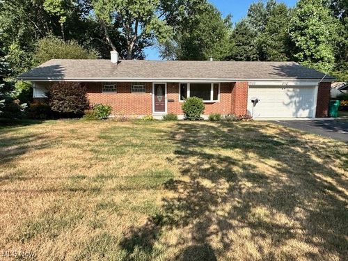 7120 Dogwood Ln, Mentor, OH, 44060-5016 | Card Image