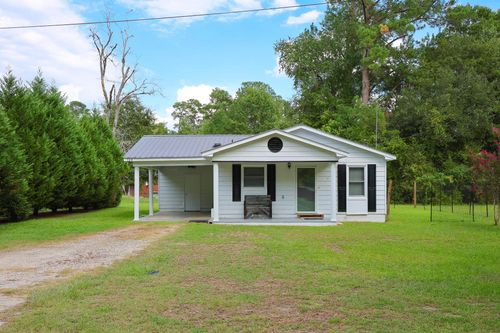 104 S Eaddy St, Hemingway, SC, 29554-6646 | Card Image