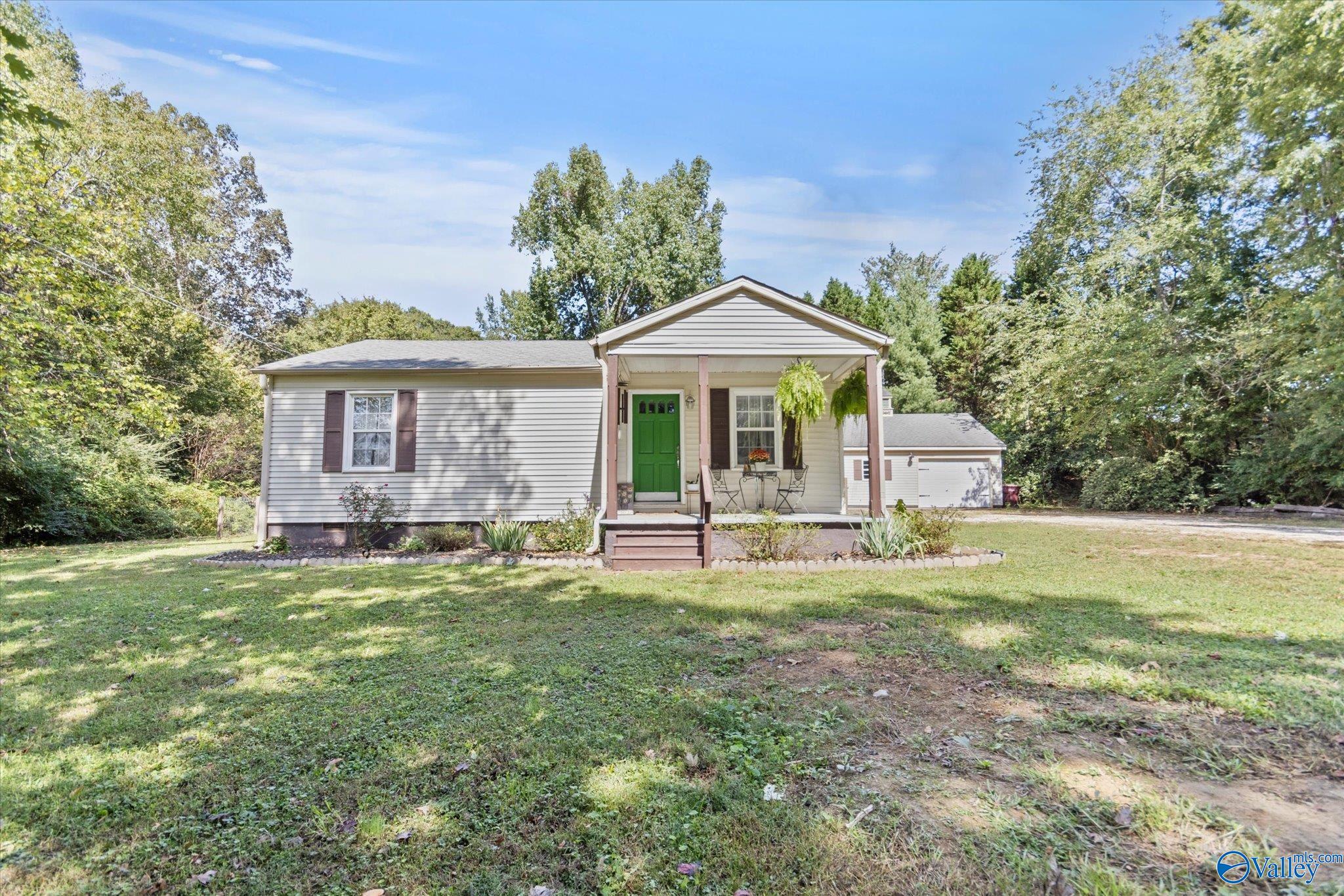 Nick Davis Rd, Athens, AL 35613