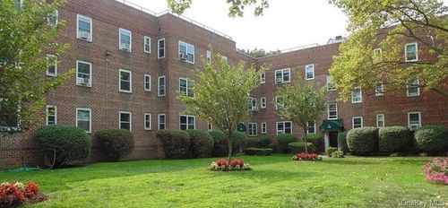 2a-4782 Boston Post Road, Pelham, NY, 10803 | Card Image