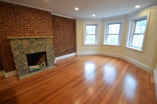 2-1616 Beacon St, Brookline, MA, 02446-2272 | Card Image