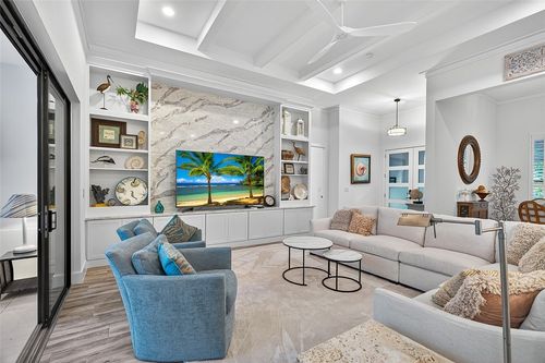 425 Holly Rd, Vero Beach, FL, 32963-1456 | Card Image