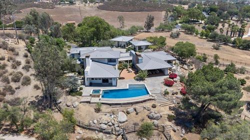 20391 Rancho Villa Rd, Ramona, CA, 92065 | Card Image