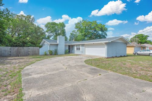 624 Ferretti Ave, Fort Walton Beach, FL, 32547-3628 | Card Image