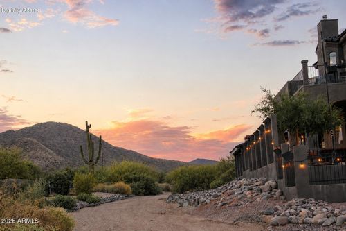 9113 E Odessa St, Mesa, AZ, 85207-9608 | Card Image