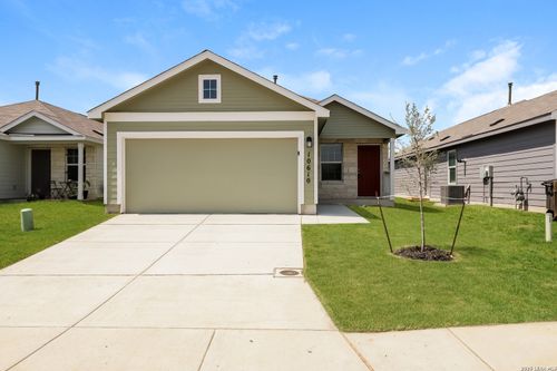 10610 Varmus Dr, Converse, TX, 78109-2076 | Card Image