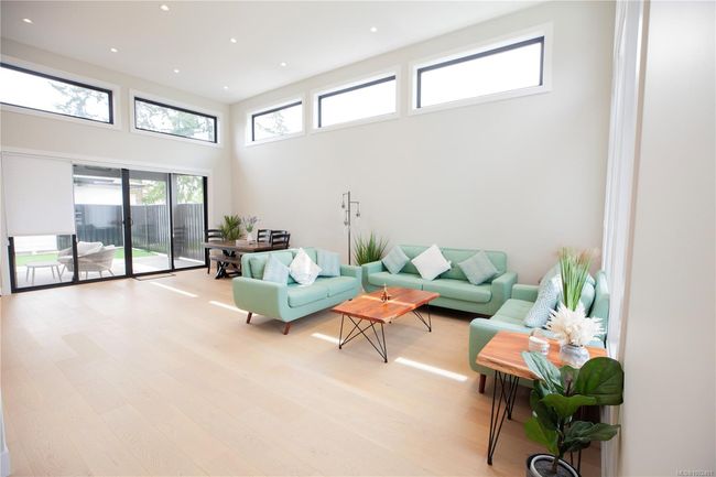850 Snowdrop Ave, House other with 6 bedrooms, 6 bathrooms and 5 parking in Victoria BC | Image 19