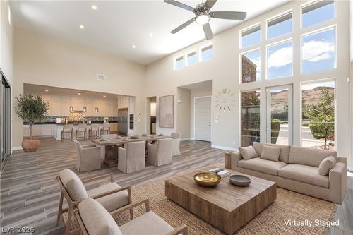6700 Regency Valley St, Las Vegas, NV, 89148-4331 | Card Image