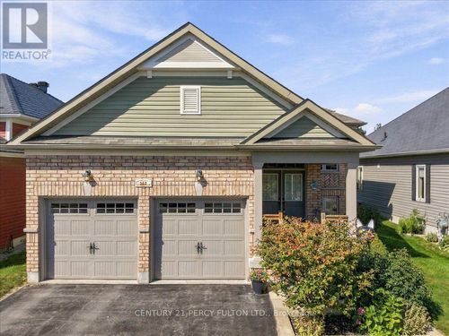 111 White Dr, Port Hope, ON, L1A0B6 | Card Image