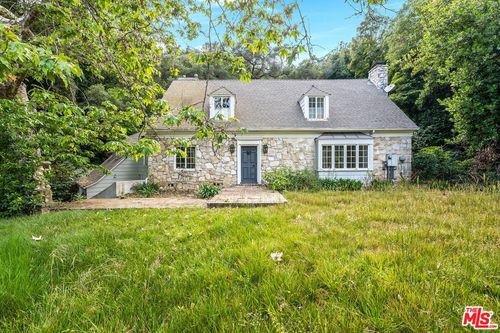 1495 Stone Canyon Road, Los Angeles, CA, 90077 | Card Image