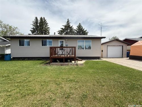 1010 11th Street, Humboldt, SK, S0K2A0 | Card Image