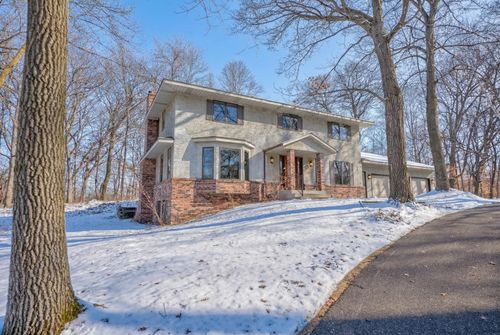 6155 Woodchuck Cir, Saint Paul, MN, 55110-1056 | Card Image