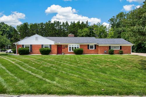 1028 Newcastle Dr, Cincinnati, OH, 45231 | Card Image
