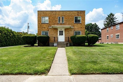 438 Wonderly Ave, Oakwood, OH, 45419-1871 | Card Image