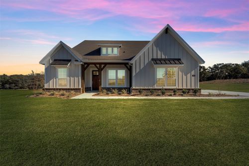 136 Oak Grove Way, Springtown, TX, 76082-0015 | Card Image