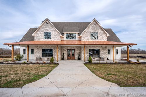 21670 County Road 3 Dr, Stonewall, OK, 74871-2012 | Card Image