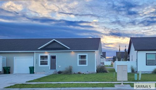 5796 Wildrose Ave, Idaho Falls, ID, 83401-6597 | Card Image
