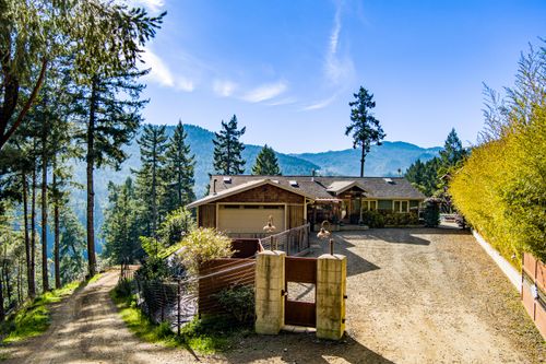 3222 Salmon Creek Rd, Miranda, CA, 95553 | Card Image