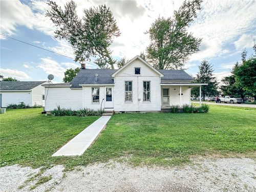 915 Chestnut St, Marshall, IL, 62441-1648 | Card Image