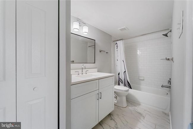 APT-1414 - 1800 Old Meadow Rd, Condo with 2 bedrooms, 2 bathrooms and null parking in MCLEAN VA | Image 15