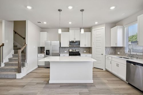 3213 Quiet Sunset Dr, Houston, TX, 77080-2775 | Card Image