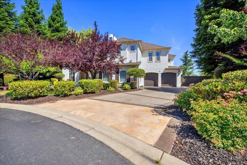 8631 French Creek Court, Roseville, CA, 95747 | Card Image