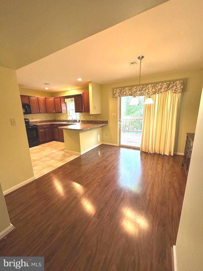 413 Park View Dr, Townhouse with 2 bedrooms, 3 bathrooms and null parking in HARRISBURG PA | Image 17