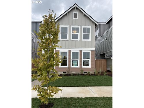 8582 Se Crabapple St, Hillsboro, OR, 97123 | Card Image