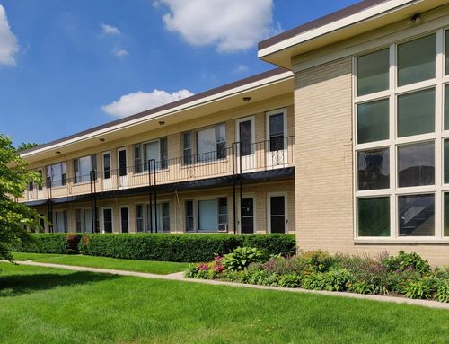 6-20 King Arthur Court, Northlake, IL, 60164 | Card Image