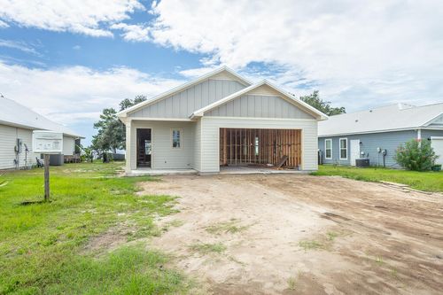 1700 Saint Georges Ct, Eastpoint, FL, 32328-3687 | Card Image