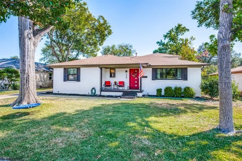 8450 Sweetwater Dr, Dallas, TX, 75228-5844 | Card Image