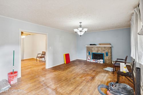 664 Vaughn Ave, Toms River, NJ, 08753-4566 | Card Image