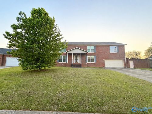 9608 Waldrop Dr Se, Huntsville, AL, 35803-2629 | Card Image